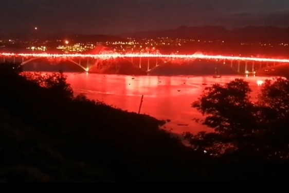 OLUJA 2020 Armada obilježila 25. godišnjicu bakljadom na Krčkom mostu