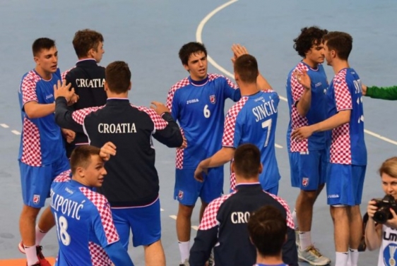 U-19 SP Hrvatska i Španjolska u ponedjeljak igraju za prvo mjesto u skupini