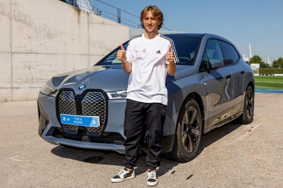 BMW darovao igrače Real Madrida, Luka Modrić odabrao luksuznu električnu zvijer