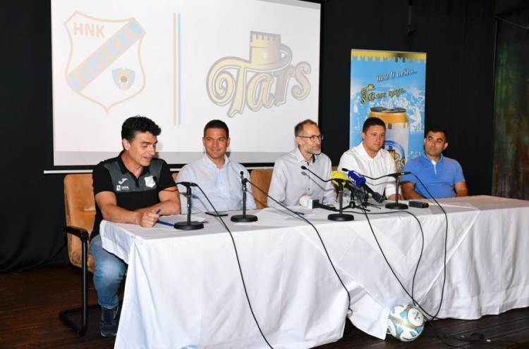 HNK Rijeka i Kaltenberg adria potpisali ugovor, Tars službeno pivo bijelih