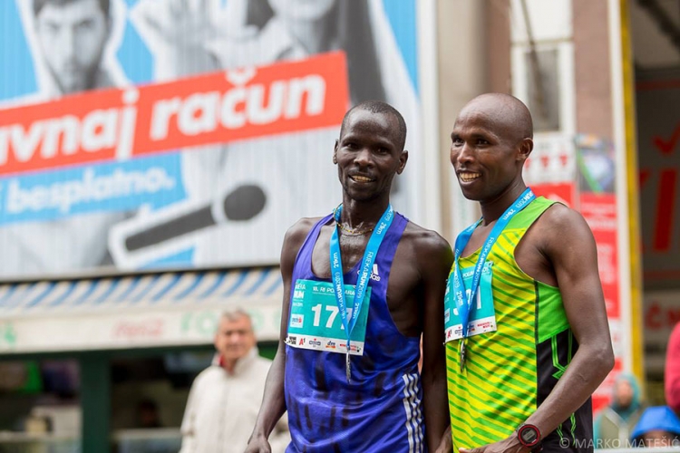 Kenijci Moses Kipruto i Hosea Kiplagat završili su prvi i drugi na polumaratonu