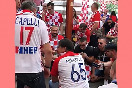 Lijepa naša na Crvenom trgu, Damir Mišković i Gari Cappelli slavili s navijačima