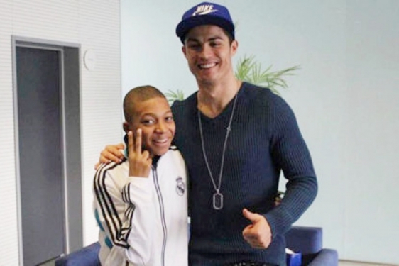 Trinaestogodišnji Mbappe i Ronaldo