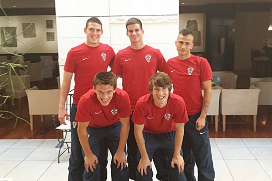 Rijeka U-21: Niko Datković, Simon Sluga i Mato Miloš,dolje slijeva, Antonini Čulina, Ivan Močinić 