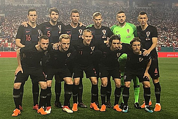 Hrvatska nogometna reprezentacija poražena u Miamiju, Peru kaznio pogreške braniča