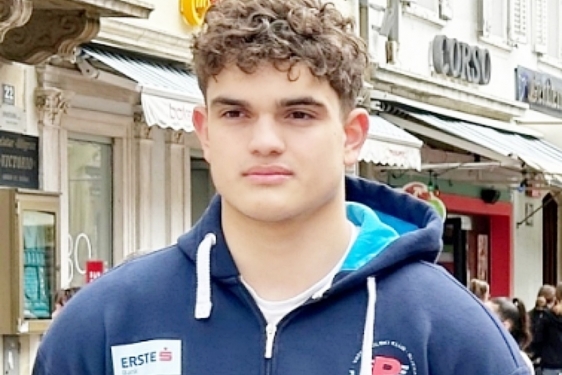 Viktor Tončinić