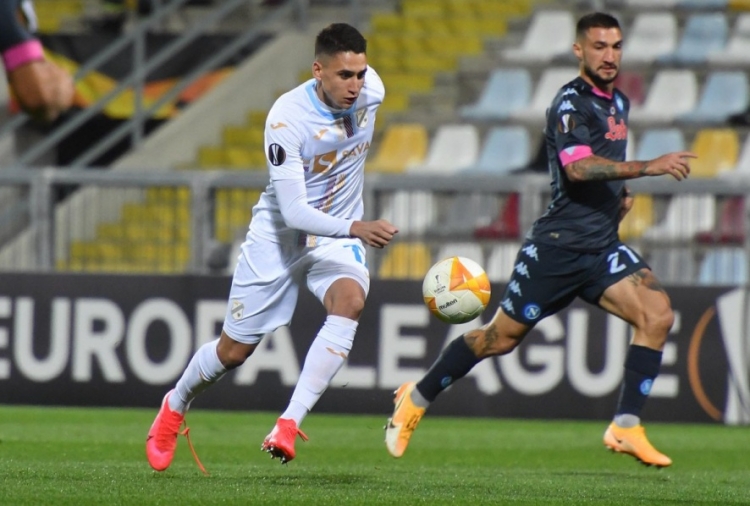 Luka Menalo nekoliko je puta bio neuhvatljiv za obranu Napolija