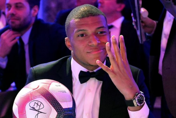 Prva ljubav zaborava nema, pogledajte što radi Kylian Mbappe tijekom večere