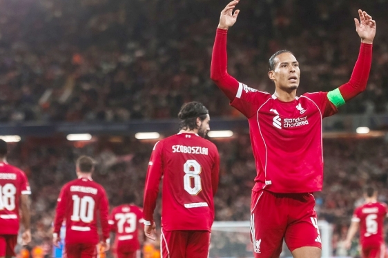 Virgil van Dijk pogotkom  u 92. minuti na Anfieldu šokirao pocrvenjelog Diega Simeonea, Ivan Jurić neće po dobrom pamtiti svoju prvu utakmicu u Ligi prvaka