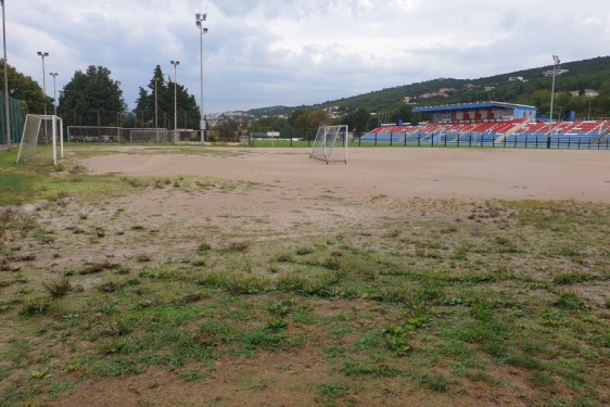 RUGLO U ŽUKNICI Pogledajte kako Općina Kostrena ulaže u Pomorac 1921