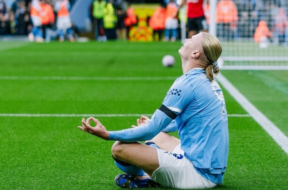 Premierliga: Manchester City uvjerljivo pobijedio u gradskom derbiju, Joško Gvardiola igrao stopera