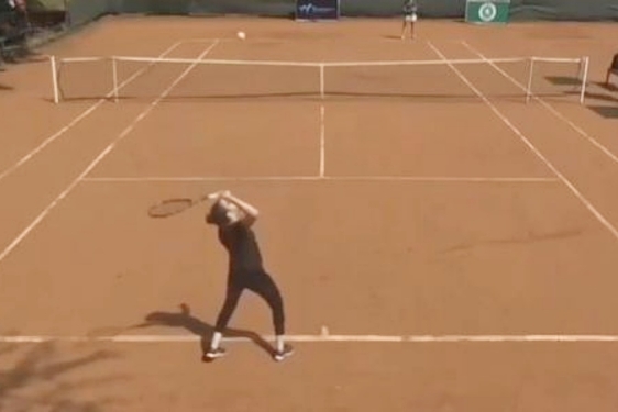 Teniska lakrdija, pogledajte nastup Egipćanke na ITF turniru u Nairobiju