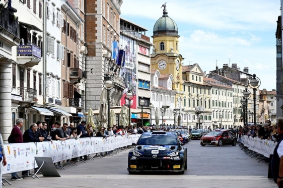 FIA objavio službeni popis posada koje će ceremonijalno startati na riječkom Korzu