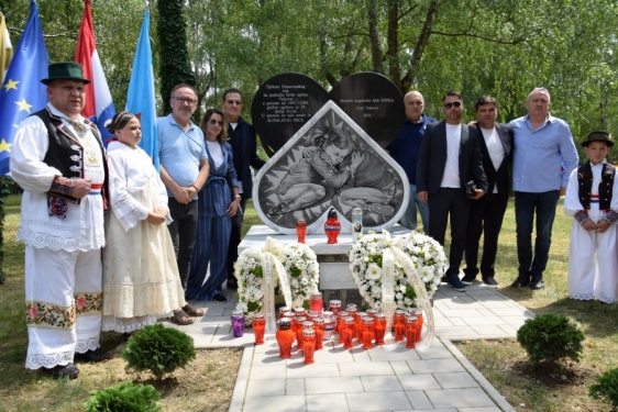 Slomljeno srce Vukovara, spomenik koji će zauvijek govoriti tišinom