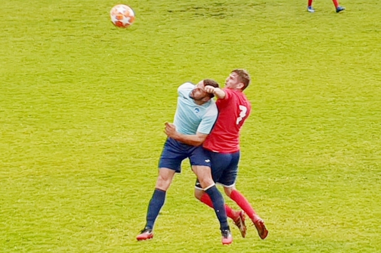 Matija Funčić (Mladost) i Paolo Sobotinčić (Pomorac 1921)