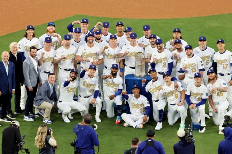 LA Dodgersi obranili naslov u ludom trileru sedme utakmica MLB finala