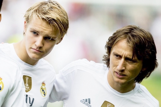 Martin Odegaard i Luka Modrić