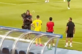 Ronaldo zalijevao vodom kamermana