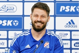 Bruno Petković blizu odlaska, turski mediji pronašli klub napadaču Dinama
