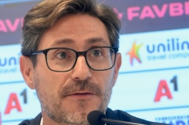 Victor Sanchez: Ne znam što VAR gleda, ali Josip Mišić je morao dobiti crveni karton!