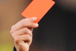 Pionir Orijenta suspendiran pet utakmica, pljunuo igrača i opsovao suca