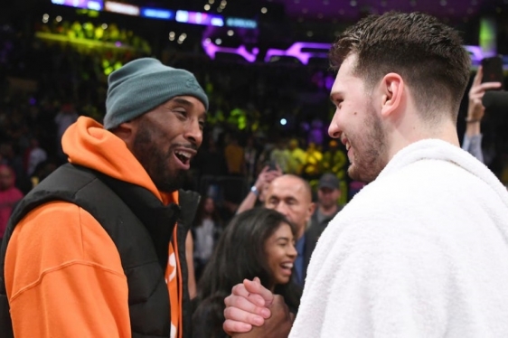 Kobe Bryant i Luka Dončić