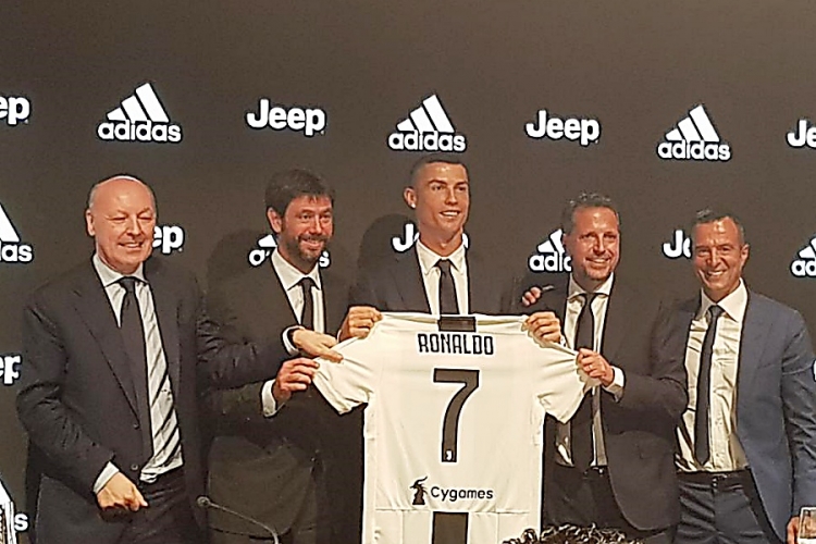 Ronaldo službeno predstavljen:  Želim pokazati svima da mi karijera nije gotova