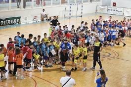 Održano 13. izdanje Malog Uskoka, turnir u mini rukometu u Senju okupio 400 djevojčica i dječaka