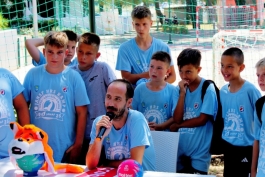 Mateo Hrvatin družio se s polaznicima JANAF HRS Kampa u Umagu