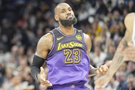LeBron James sarkastično spomenuo trade Anthonyja Davisa i Luke Dončića