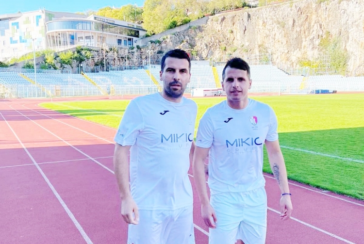 Ahmad i Anas Sharbini