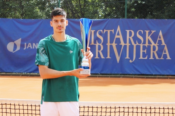 Luka Mikrut