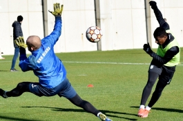 Nogometaši Rijeke pripreme u Umagu počeli bez Hrvoja Smolčića i Joaoa Escovala