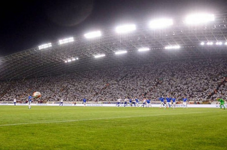 Hrvatska i Wales igraju pred rasprodanim stadionom u Splitu