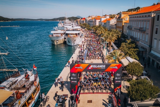 Jubilej obilježava biciklistička utrka koja promovira ljepote četiriju kvarnerskih otoka