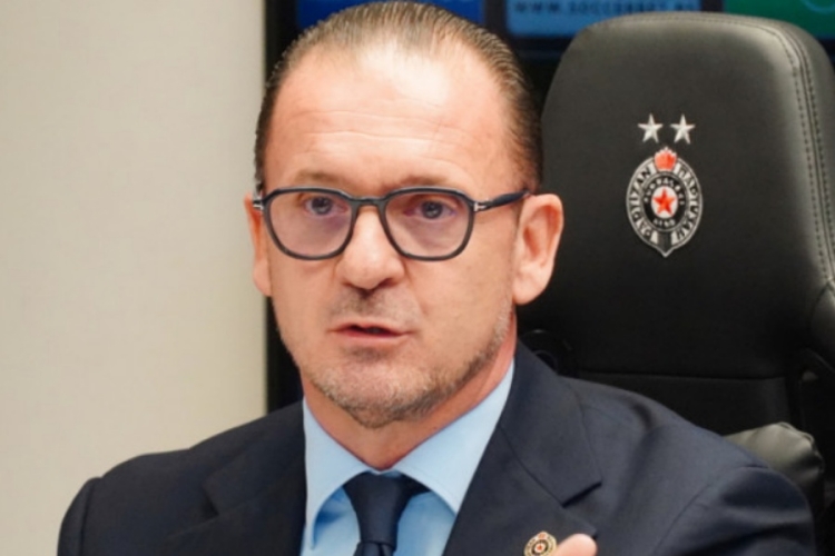 Pogledajte reakciju Predraga Mijatovića nakon poraza u vječitom derbiju