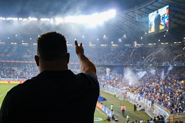 Ronaldo izašao iz sjene i opet postao heroj navijača, Cruzeiro postao prvoligaš