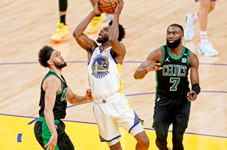NBA: Warriorsi u svojoj dvorani pobijedili Celticse i poveli 3:2