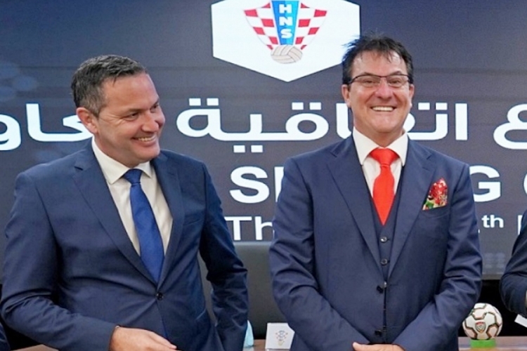 Marijan Kustić i Damir Mišković, pozdrav  iz Dubaija