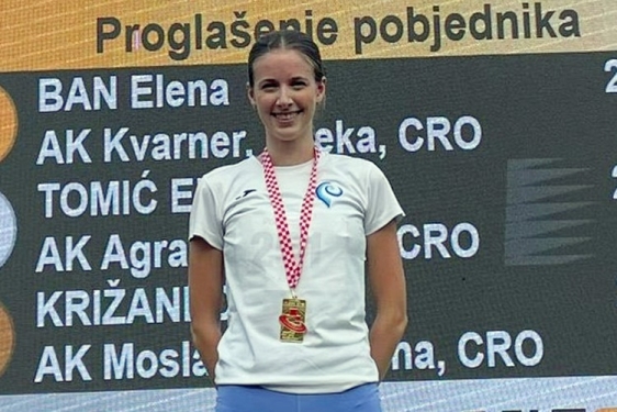 Elena Ban