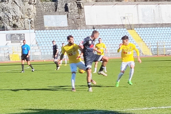 Opatija poražena u matineji na Kantridi, momčad Brava  fizički dominirala