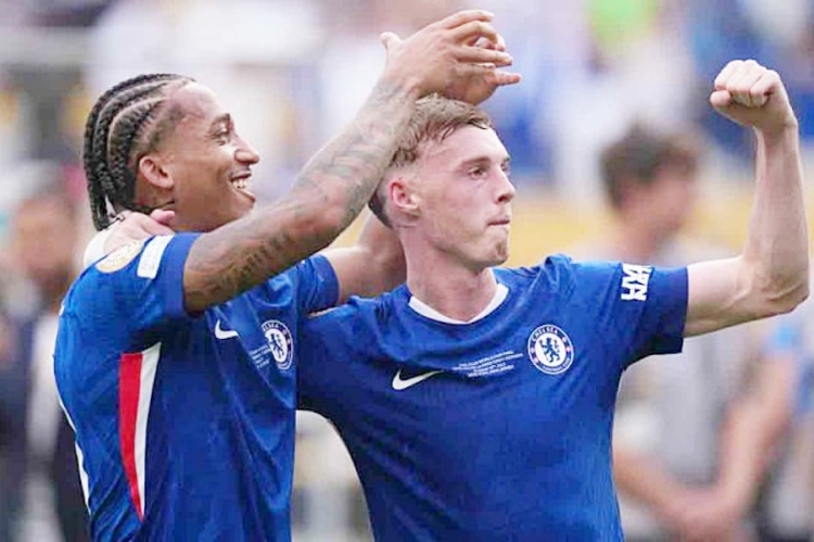 Joao Pedro (23) i  Cole Palmer (23) oduševili u finalu
