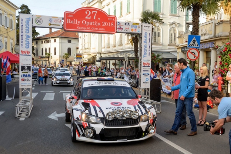 RALLY OPATIJA 2019 Pored opatijske tržnice startaju  82 posade iz devet zemalja