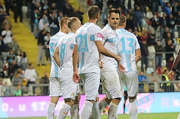Simon Rožman i igrači nisu dobro kliknuli u prvoj utakmici