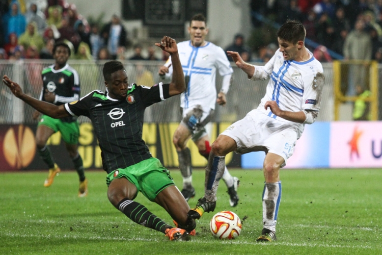 Terence Kongolo (Feyenoord) i Andrej Kramarić (Rijeka)