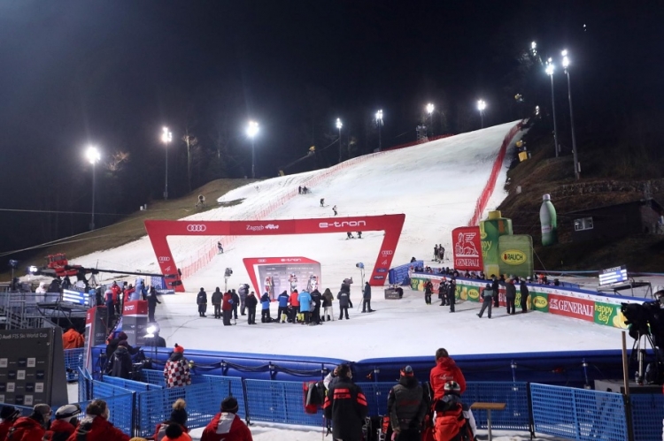 FIS odredio kalendar, Zagreb ostao bez muškog slaloma