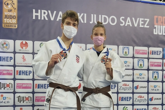 Luka Viljušić i Lara Šušnić (JK Rijeka)