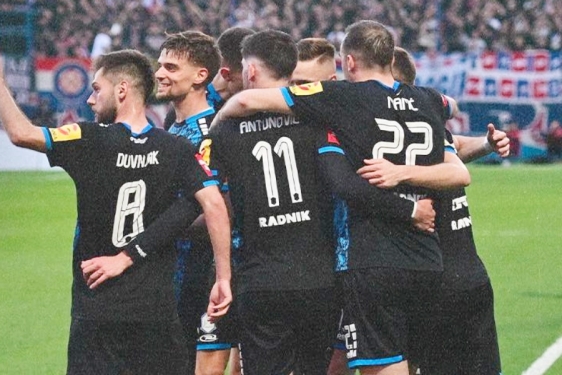 Prva HNL: Varaždin i Hajduk odigrali neodlučeno na dupke ispunjenom stadionu