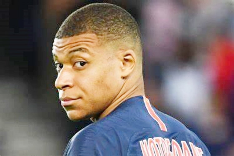 L&#039;Équipe objavio da Kylian Mbappe već nakon prve godine ugovora razmišlja hoće li akitivirati klauzulu za produljenje ugovora