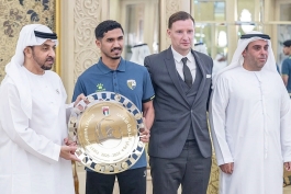 Slijeva, Muhamed Bin Zajed Al Nahjan, predsjednik UAE, upriličio prijam za prvake